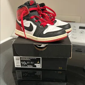 Nike Kids' Air Jordan 1 Retro High OG - Black, Red, and White