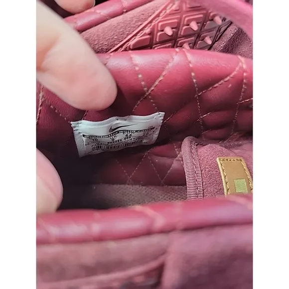 Nike Lebron NSW LIFESTYLE burgundy Mens Size 10