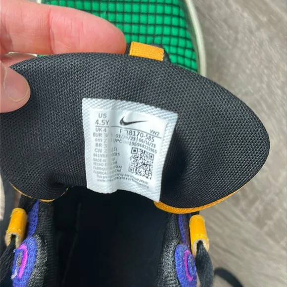 Nike LeBron Witness 7 Basketball Shoes Kids Size 4.5Y Street Active Sneakers