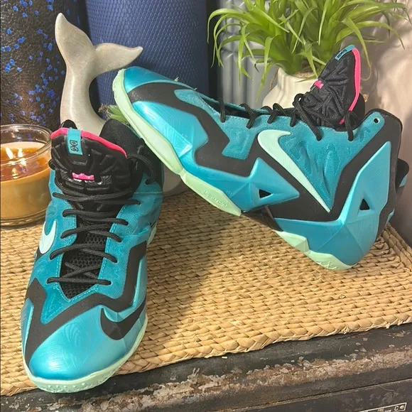 Nike Lebron XI Size 7Y South Beach 616175-330 Miami Vice Zoom 11 B