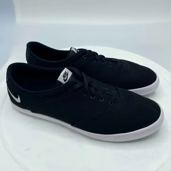 Nike Mini Sneaker Lace Cnvs Black/White