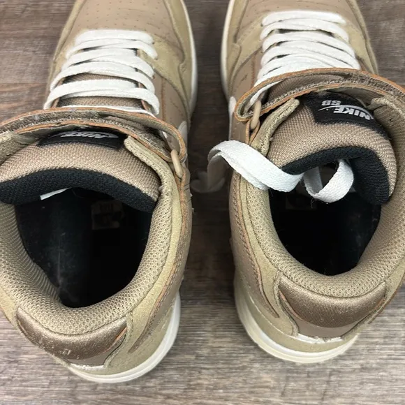 Nike Mogan Mid 2 Jr Skate Shoes 644025-238  6Y
