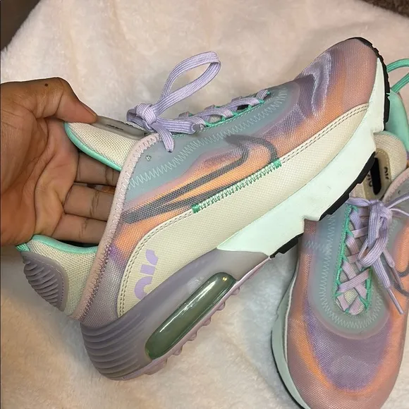 Nike Orange Green Sneakers with Fashion-Forward Design
