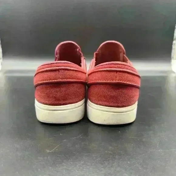 Nike Red SB STEFAN JANOSKI Men's 5 Womens 6.5 Skateboard Slip Ons 881145-619 GUC