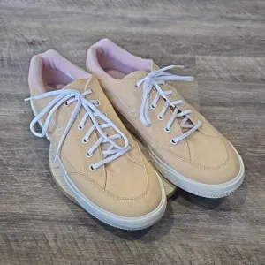 🐢 Nike Retro GTS Canvas sneakers size 10 NWOT