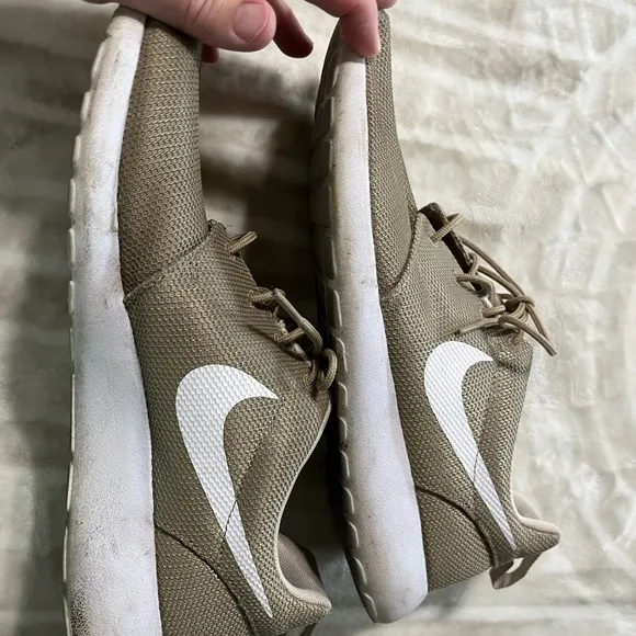 Nike Roshec One Run Mens 11 Khaki 511881-203