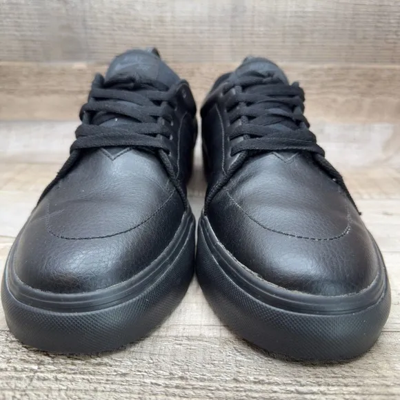 Nike SB Satire L Skateboard Sneakers Mens Size 10.5 10 1/2 Black Leather Shoes