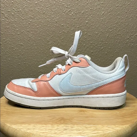 Nike SB Special Edition Court Borough Low Top White and Peach Sneakers