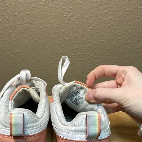 Nike SB Special Edition Court Borough Low Top White and Peach Sneakers