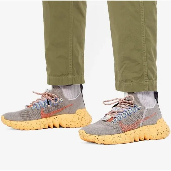 Nike Space Hippie 01 Melon Tint MSRP $130 Men's 10.5 Street Shoes