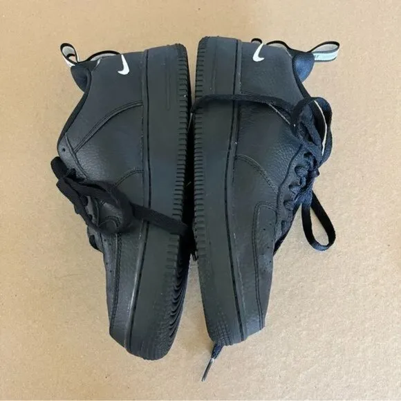 NIKE The Air Force 1 '07 Lv8 Utility Grade School Lifestyle Shoes