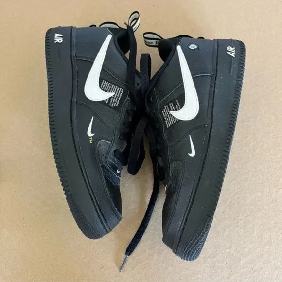 NIKE The Air Force 1 '07 Lv8 Utility Grade School Lifestyle Shoes