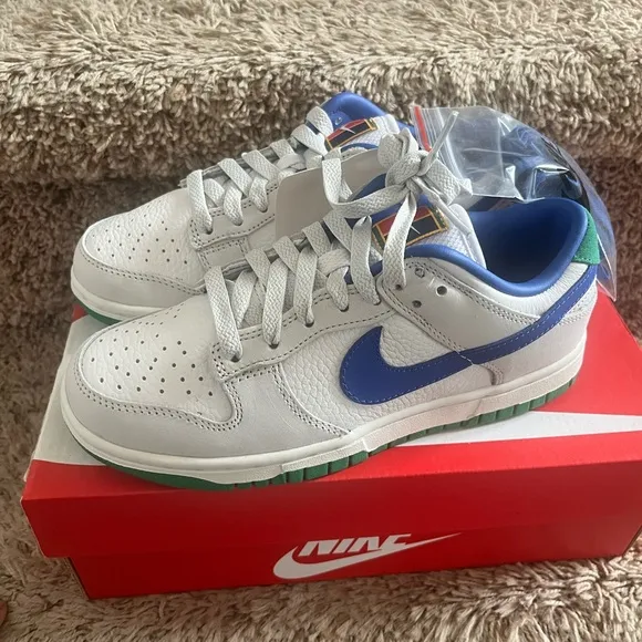 Nike White and Blue Men's Sneakers