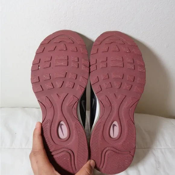 Nike Women's Pink and Black Sneakers