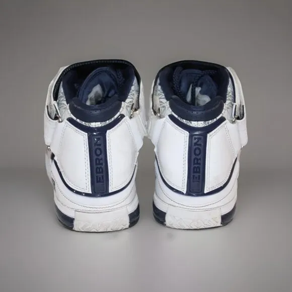 Nike Zoom LeBron 2 Retro 2022 Shoes USA Size 8.5 DR0826-100 Midnight Blue White