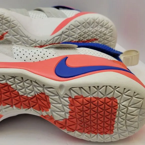 Nike Zoom LeBron Soldier Eleven Ultramarine US Size 8.5 Red/Blue - 897646-101