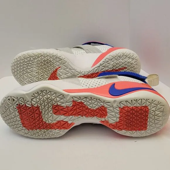 Nike Zoom LeBron Soldier Eleven Ultramarine US Size 8.5 Red/Blue - 897646-101
