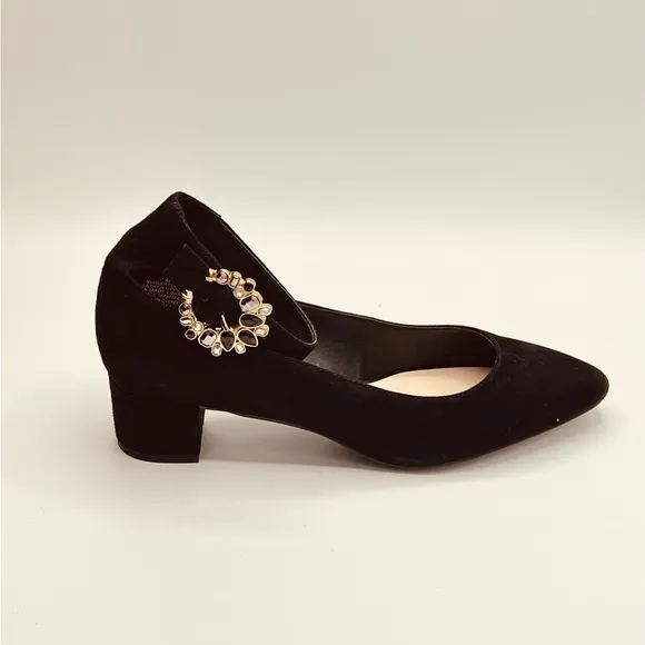 NINE WEST Brand New Bartilly Women/Adult shoe size 7