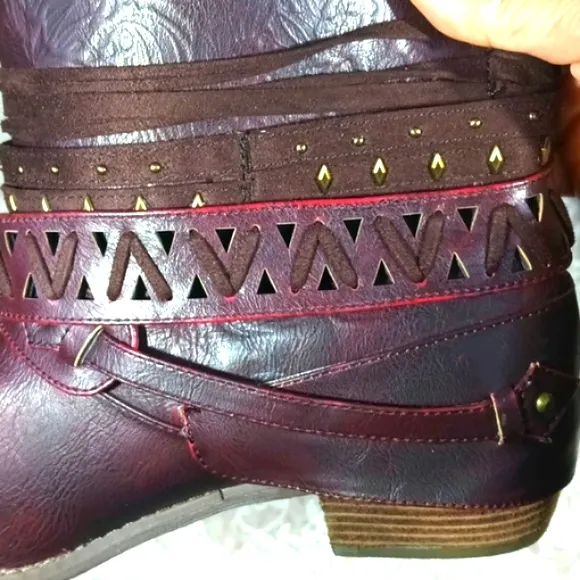 Not Rated | Wine Side-Tie Beautiful Ankle Boots Boho Booties Size 8.5