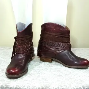 Not Rated | Wine Side-Tie Beautiful Ankle Boots Boho Booties Size 8.5