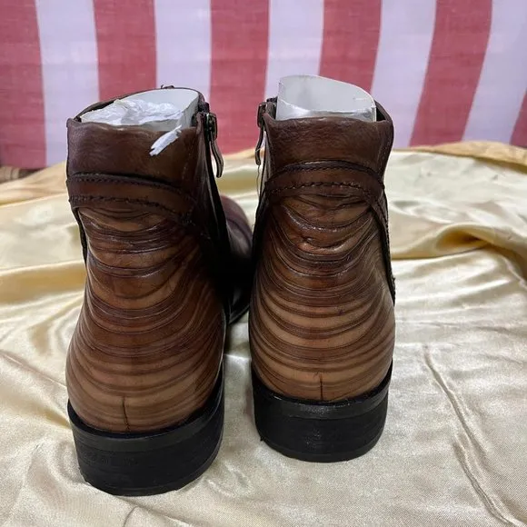 NWB Moda Max leather shoes boot dress