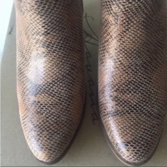 NWB Vintage Havana Rook Booties