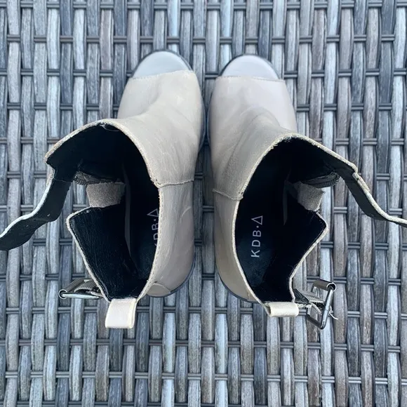 Nwob KELSI DAGGER BROOKLYN Lakeside Bootie - Taupe