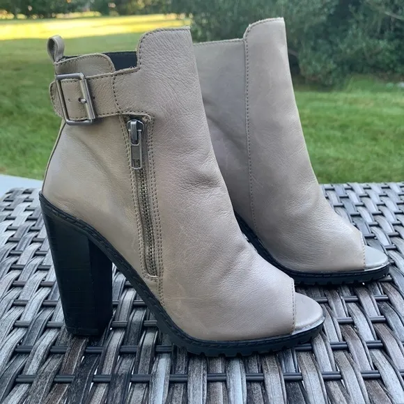 Nwob KELSI DAGGER BROOKLYN Lakeside Bootie - Taupe