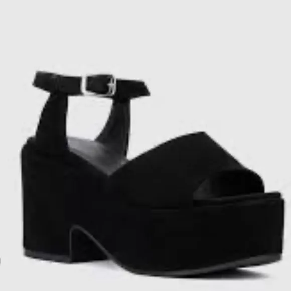 NWOB Made in Italy Aquatalia Black Suede Emmie Platform Sandal Size 8