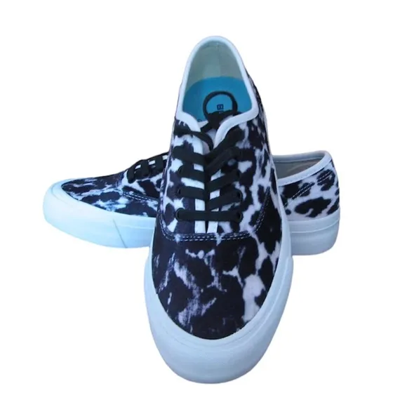 NWOB SeaVees® for J.Crew Legend Sneakers in Velvet 6