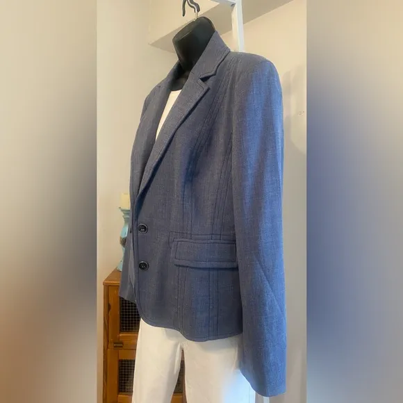 NWOT- 7th Avenue Design Studio Chambray Jacket Blazer. Color: Blue. Size: 14