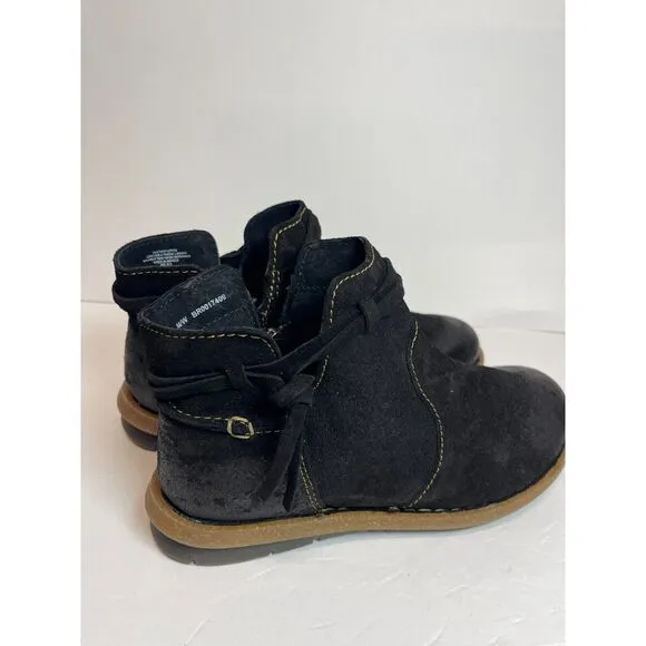 NWOT Born Wynter Comfort Booties Black Suede Ankle Boots - Size 10