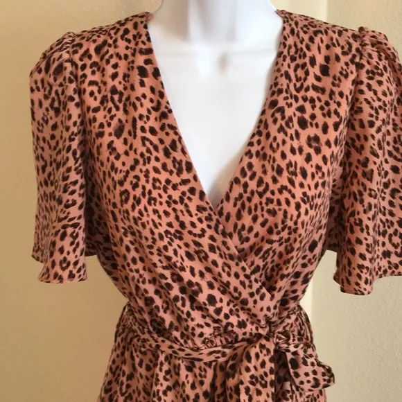 NWOT gorgeous leopard print dress