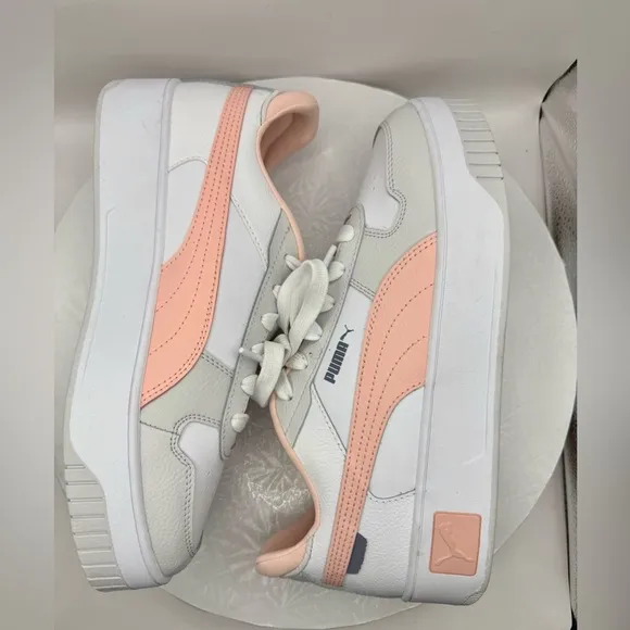 NWOT PUMA Carina Street Shoes 2.0 White and Peach Women’s Size 9.5
