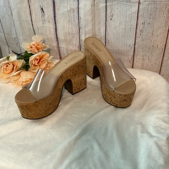 NWOT Schutz Dalle Vinyl Cutout Vinyl Sandal