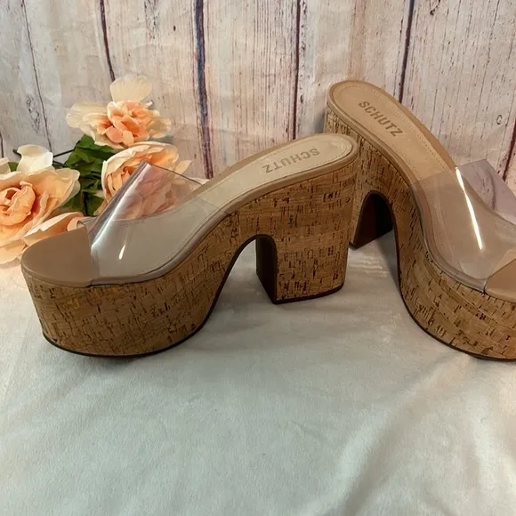 NWOT Schutz Dalle Vinyl Cutout Vinyl Sandal