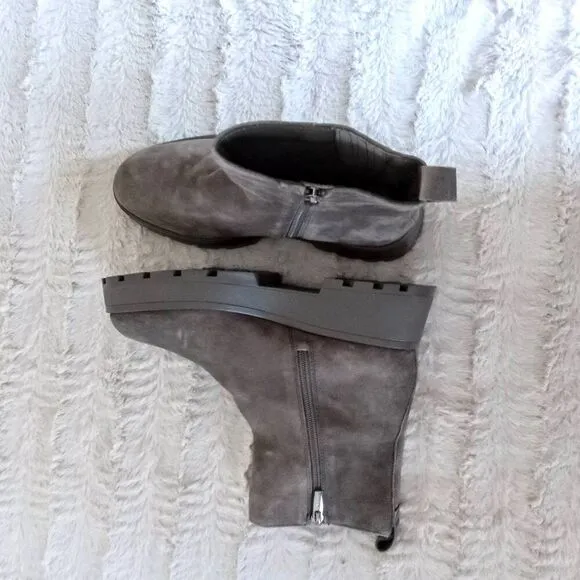 NWOT Vince Camuto Moto Boots Size 7.5 Brown Suede Zipper Neframes Ankle Bootie