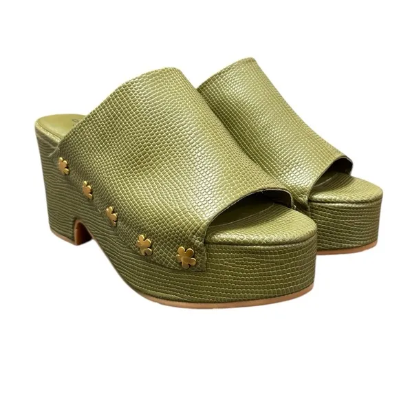 NWT Charlotte Stone Ellery Flower Platform Sandals in Khaki Size 9