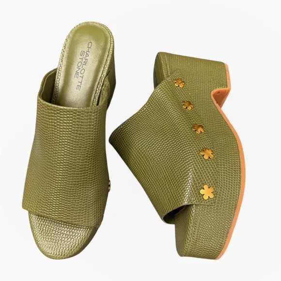 NWT Charlotte Stone Ellery Flower Platform Sandals in Khaki Size 9