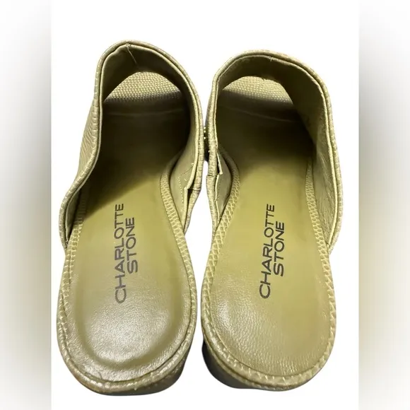 NWT Charlotte Stone Ellery Flower Platform Sandals in Khaki Size 9