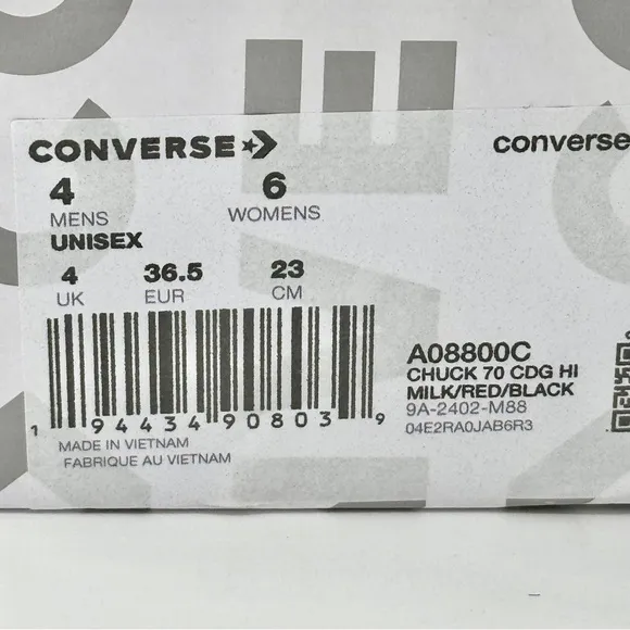 NWT Commes Des Garçons CDG Play Converse High Top Chuck 70 Heart Sneakers Cream
