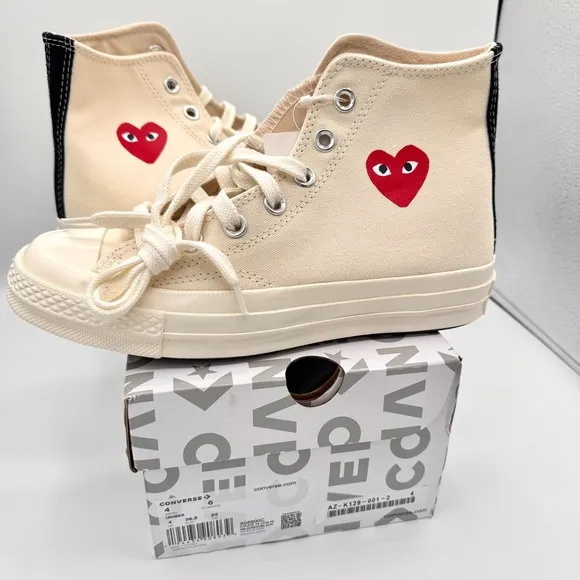 NWT Commes Des Garçons CDG Play Converse High Top Chuck 70 Heart Sneakers Cream