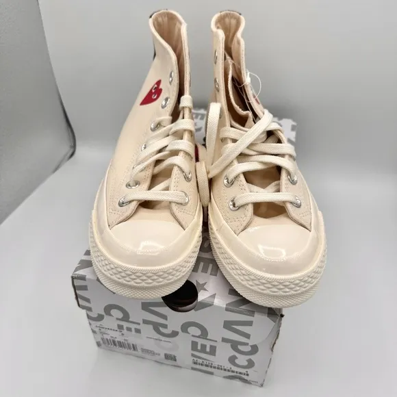 NWT Commes Des Garçons CDG Play Converse High Top Chuck 70 Heart Sneakers Cream