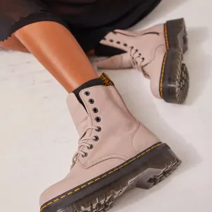 NWT DR MARTENS Jadon III Boots!