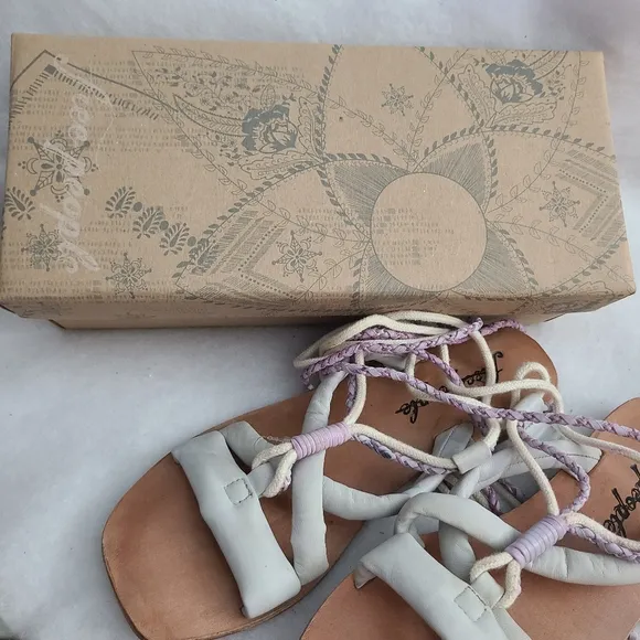 NWT Free People Linden Wrap Sandals