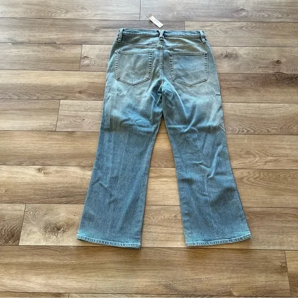 NWT J. Crew Size 30 Point Sur 11” High Rise Kick Out Crop Jeans Western Sky Wash