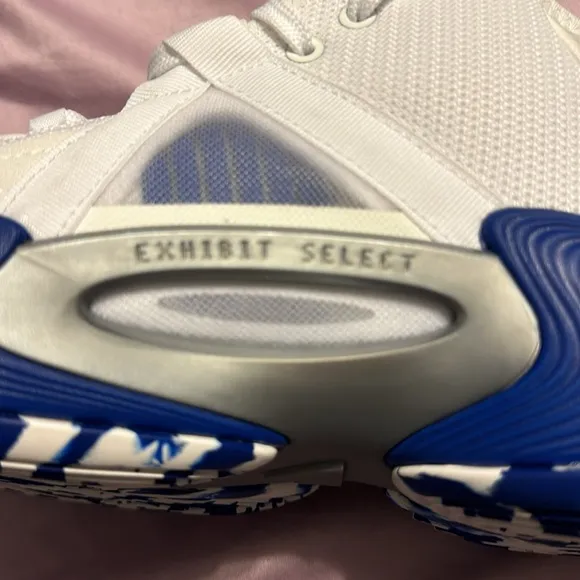NWT LIGHTWEIGHT Adidas BASKETBALL SHOES WITH PLENTY OF STRUCTURE AND SUPPORT.