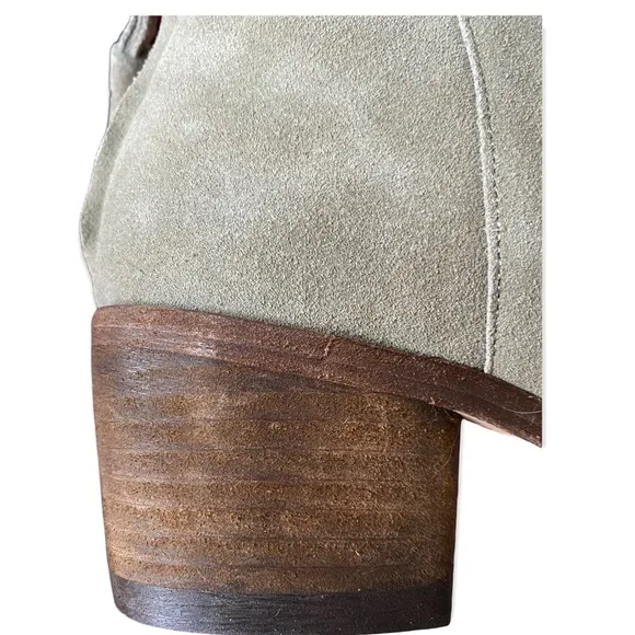 NWT Matt Bernson Beige Suede ankle boots Boho Booties Size 8