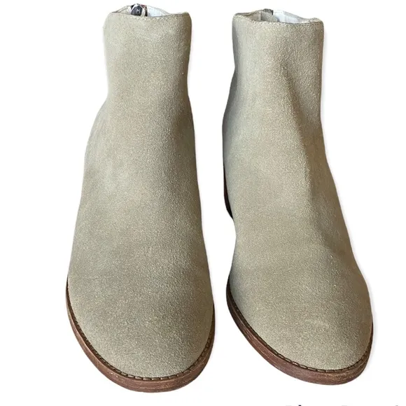 NWT Matt Bernson Beige Suede ankle boots Boho Booties Size 8