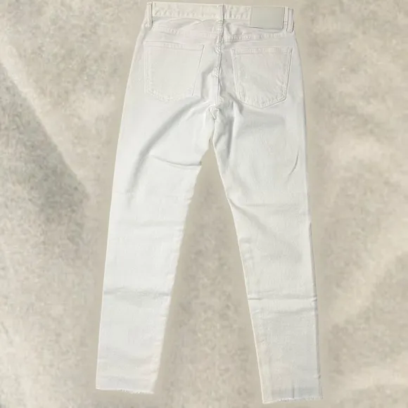 NWT Moussy Vintage ‘Buffalo’ Raw Cut Step Hem Skinny Jeans in White Size 24